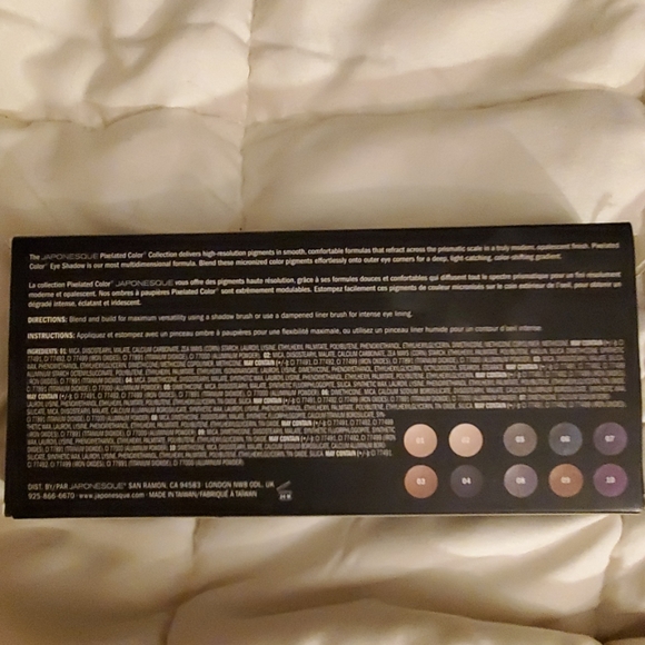 Japonesque Pixelated Color Eye Shadow Palette - Picture 2 of 6
